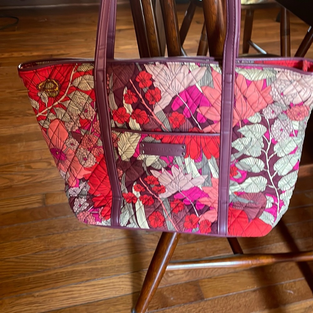 Vera Bradley tote bag